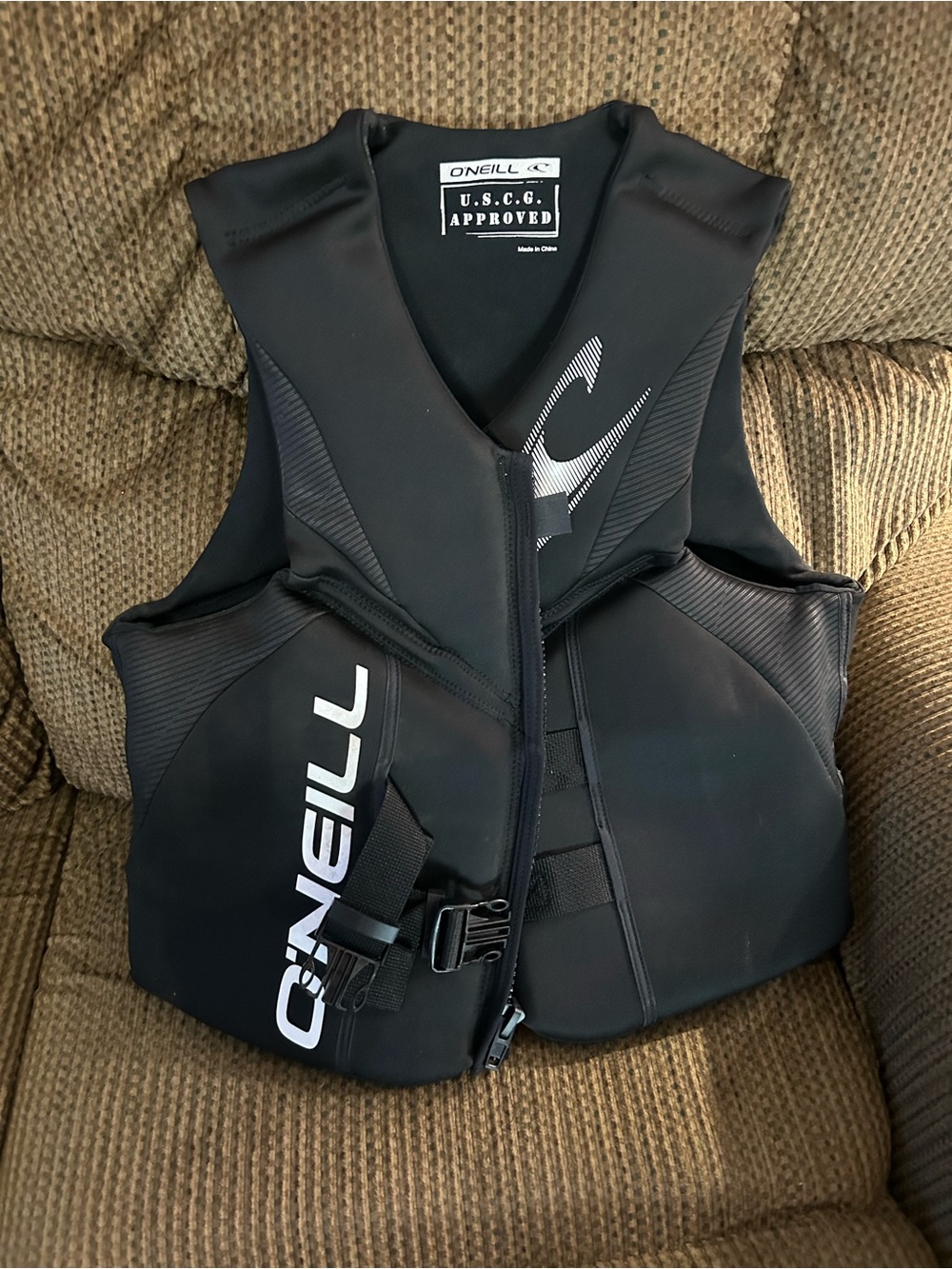 O'Neill Black Men's USCG Approved Neoprene Life Vest large